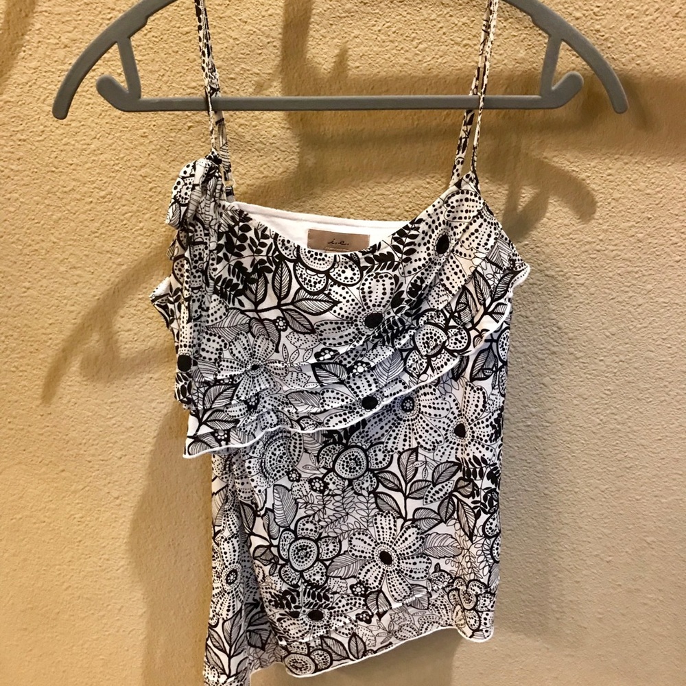 Shirt, size small. NWT